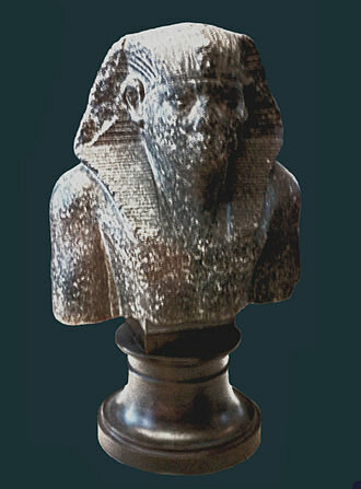 EL FARAON SESOSTRIS II INICIA UNA REFORMA  ADMINISTRATIVA  QUE MEJORA LA RIQUEZA DE EGIPTO.