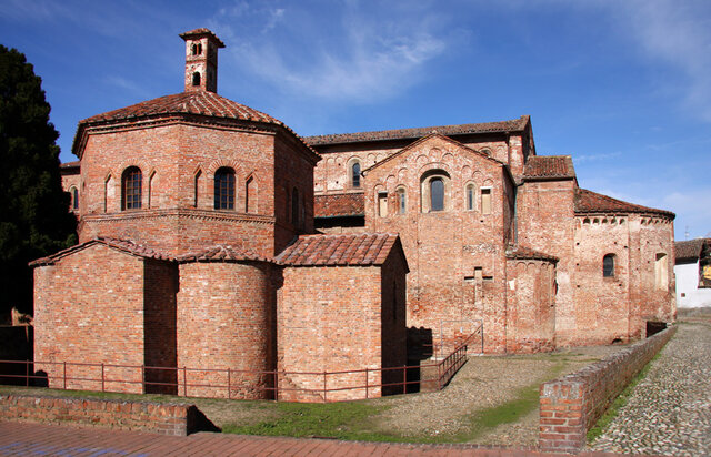 S.GIOVANNI AD FONTES, Lomello, LONGOBARDOS