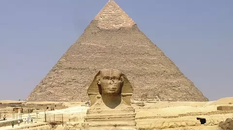 Construcción de la pirámide de Kefrén.