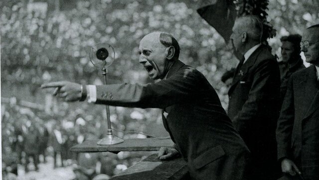 BIOGRAFÍA SANTIAGO CASARES QUIROGA