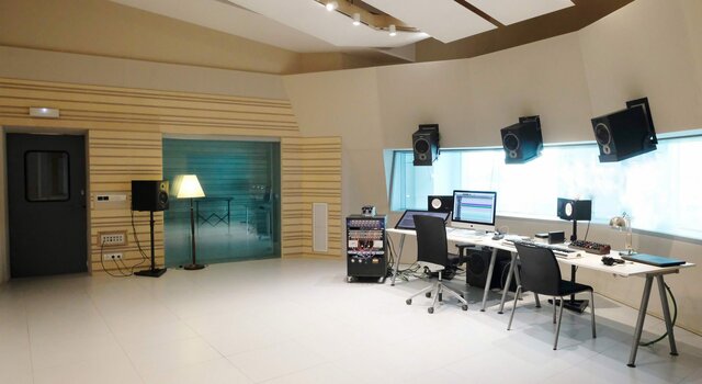 LAS NUEVAS INFLUENCIAS: