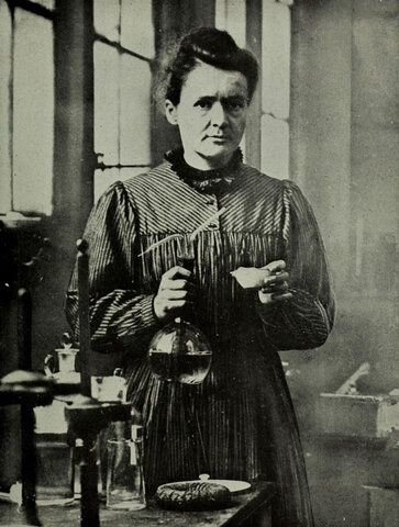 Marie Curie entre au Panthéon honorée pour ses propes mérites