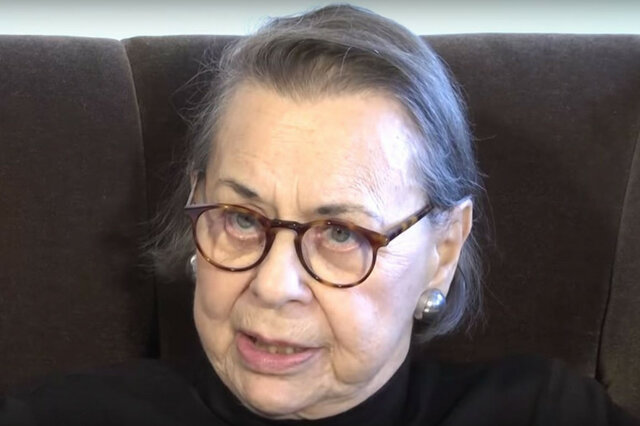 Evelyn Berezin (1925-2018)