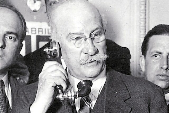 Azaña preside el nuevo Gobierno