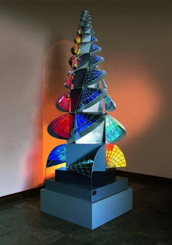 Es funda l'escola Bauhaus