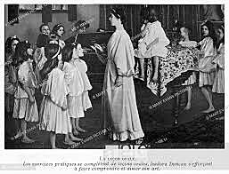 Duncan opens first dance school