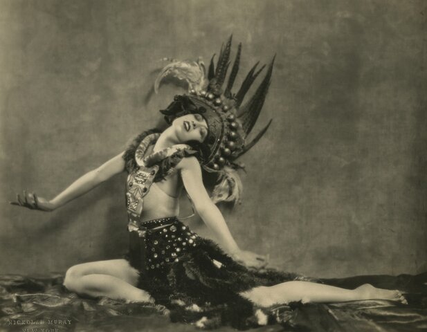 Martha Graham performs Xochitl