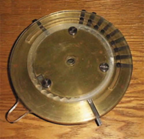 Леонардо да Винчи. Суммирующее  устройство.