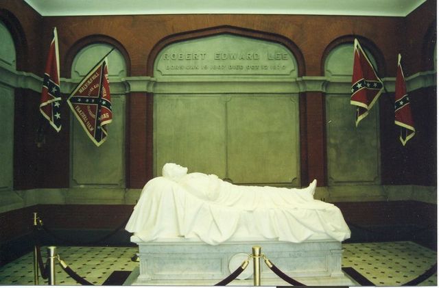 Robert E. Lee dies.