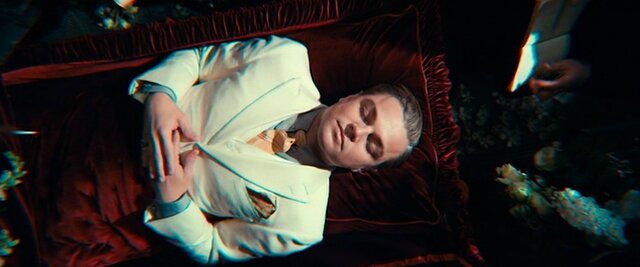 September - Gatsby's funeral