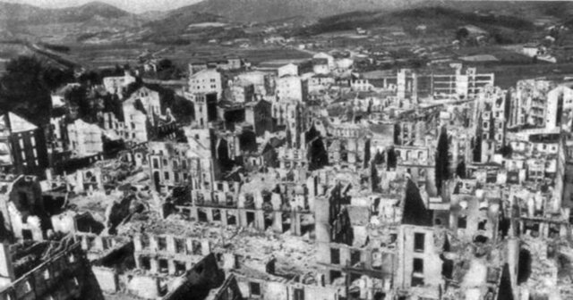 Bombardeo de Guernica.