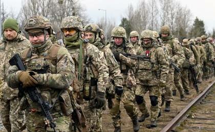 Realització de exercits militars conjunt en la frontera amb Ucraina