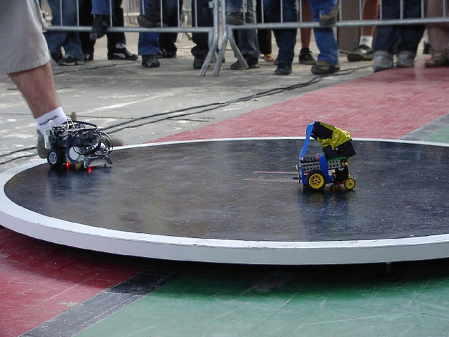 Robot sumo
