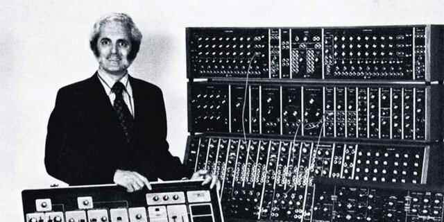SINTETIZADOR MOOG