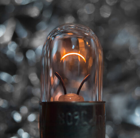 La bombilla incandescente