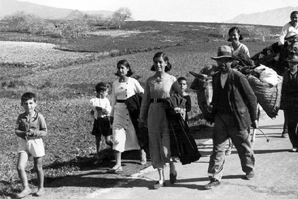 Málaga cae en poder de los franquistas, auxiliados por tropas italianas, el día 3. La inmediata represión se cobra miles de muertos.