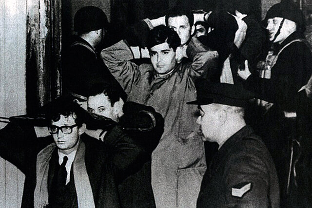 Noche de los Bastones Largos