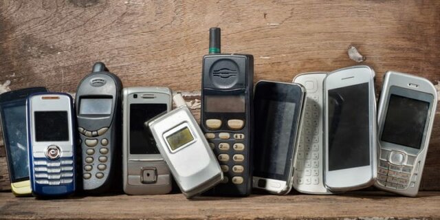 Comercialización del teléfono celular con acceso a internet