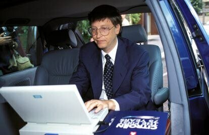 Bill Gates anticipó lo que sería internet en 1995