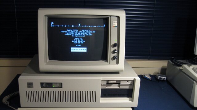 Envían el primer email entre dos PC