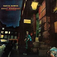 IL CAPOLAVORO: The Rise and Fall of Ziggy Stardust and the Spiders from Mars