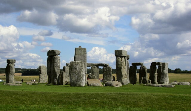 MONUMENTS MEGALÍTICS