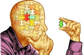 Crítico social, Histórico-crítica