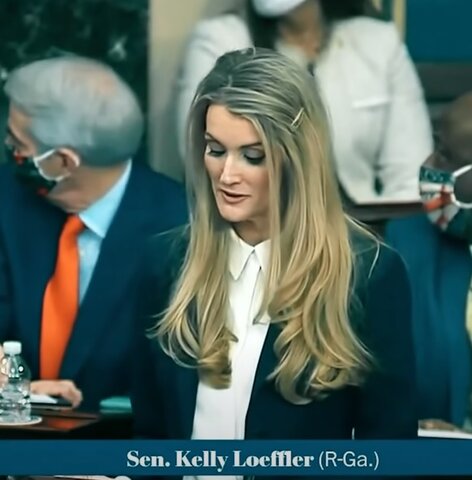 Los legisladores regresan a las cámaras del senado (20:03 PM)