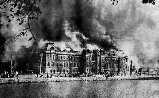 INCENDI EN EL PARLAMENT ALEMANY