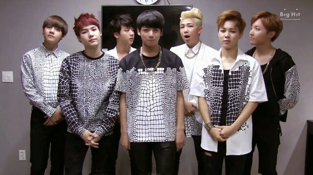 Выход мини-альбома Skool Luv Affair и первого полного альбома Dark & Wild.