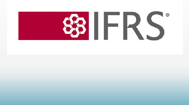 Se aprueba la constitución de la Fundación IFRS.