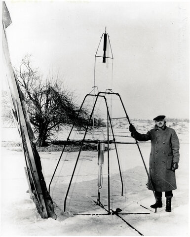 Liquid Fuel Rocket Invented