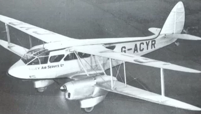 Sublevación en contra del Frente Popular y la República: comienza la rebelión militar que da lugar a la Guerra Civil.