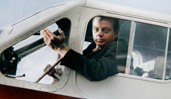 IL EST ENGAGÉ PAR LATÉCOÈRE