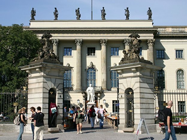 Marx wird Musikprofessor an der Humboldtuniversität
