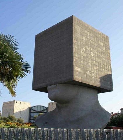 La Tête au carré. Niza, Francia