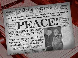 Mussolini starts his own newspaper