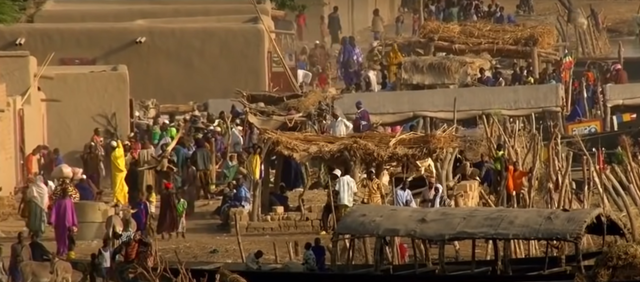 LA APARICION DEL HOMBRE QUE PIENSA