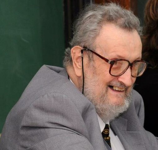 Creación de "COMIC" Compilador del Instituto de Cálculo