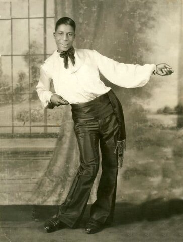 Earl Tucker