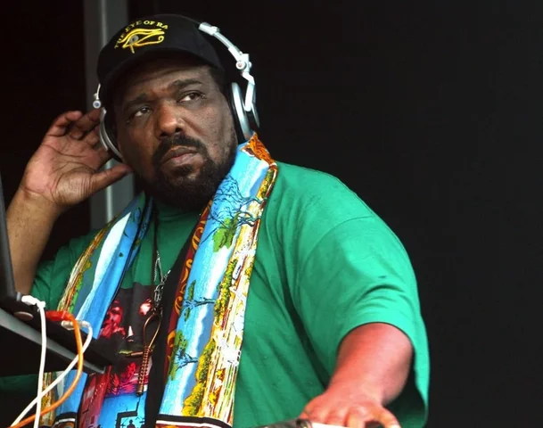 DJ Afrika Bambaataa