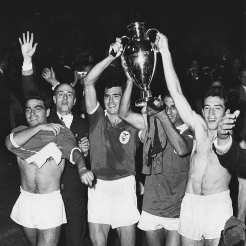 Benfica sagra-se bicampeão europeu