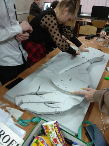 Робота з пенополістеролом. Створено карту висот, формування рельєфу