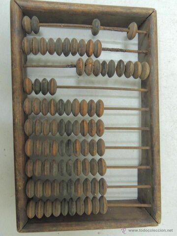 LOS PRIMEROS INSTRUMENTOS DE CÁLCULO