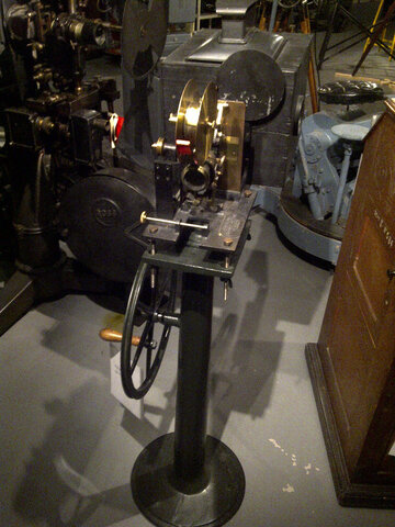 Robert W. Paul y Birt Acres Animatógrafo