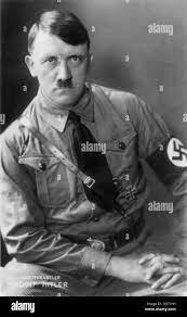 Hitler puja al poder