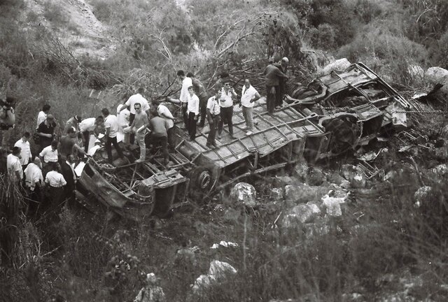 Atentado suicida en el autobús 405 de Tel Aviv-Jerusalén.