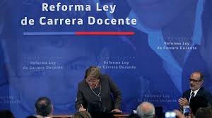 Reforma en la carrera docente