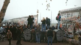 Timeline: Berlin Wall