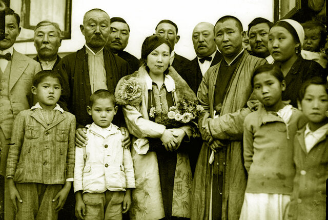 90 000 Kalmyks exiled